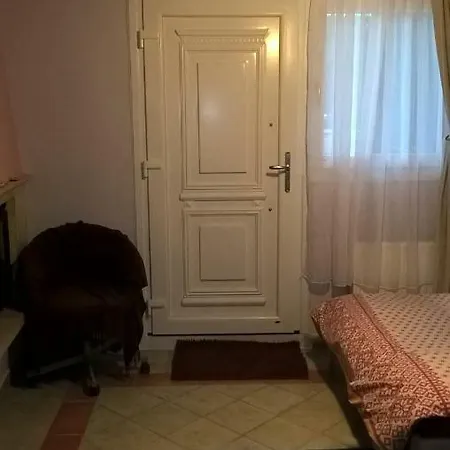 Διαμέρισμα Tegos *